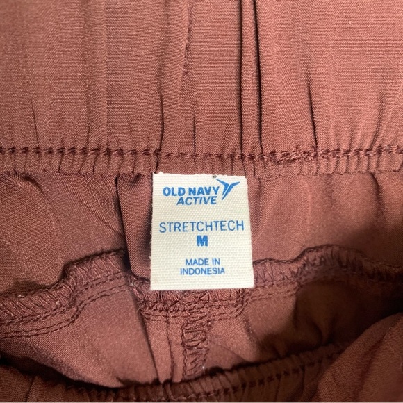 Old Navy Marron Stretch Tech Pants Medium - Picture 7 of 13